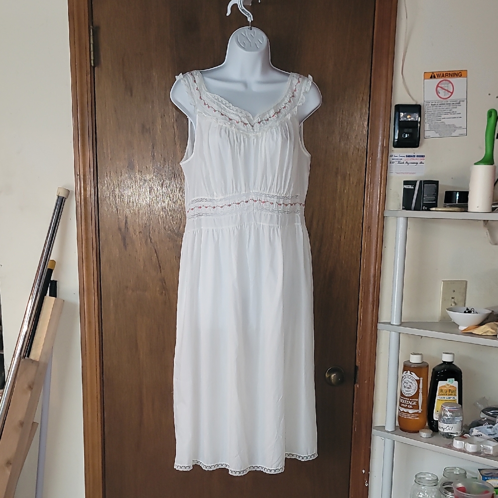 Vintage Heiress Womens Cotton Nightgown EUC 171